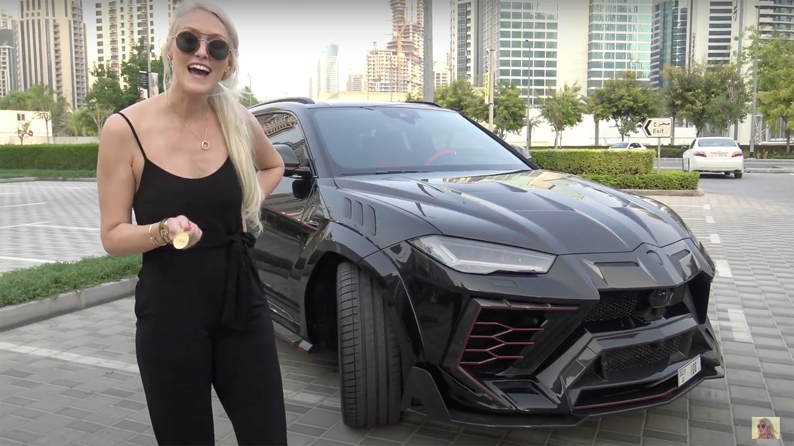 Supercar Blondie smitten by “ridiculous” $500k custom Lamborghini - Dexerto