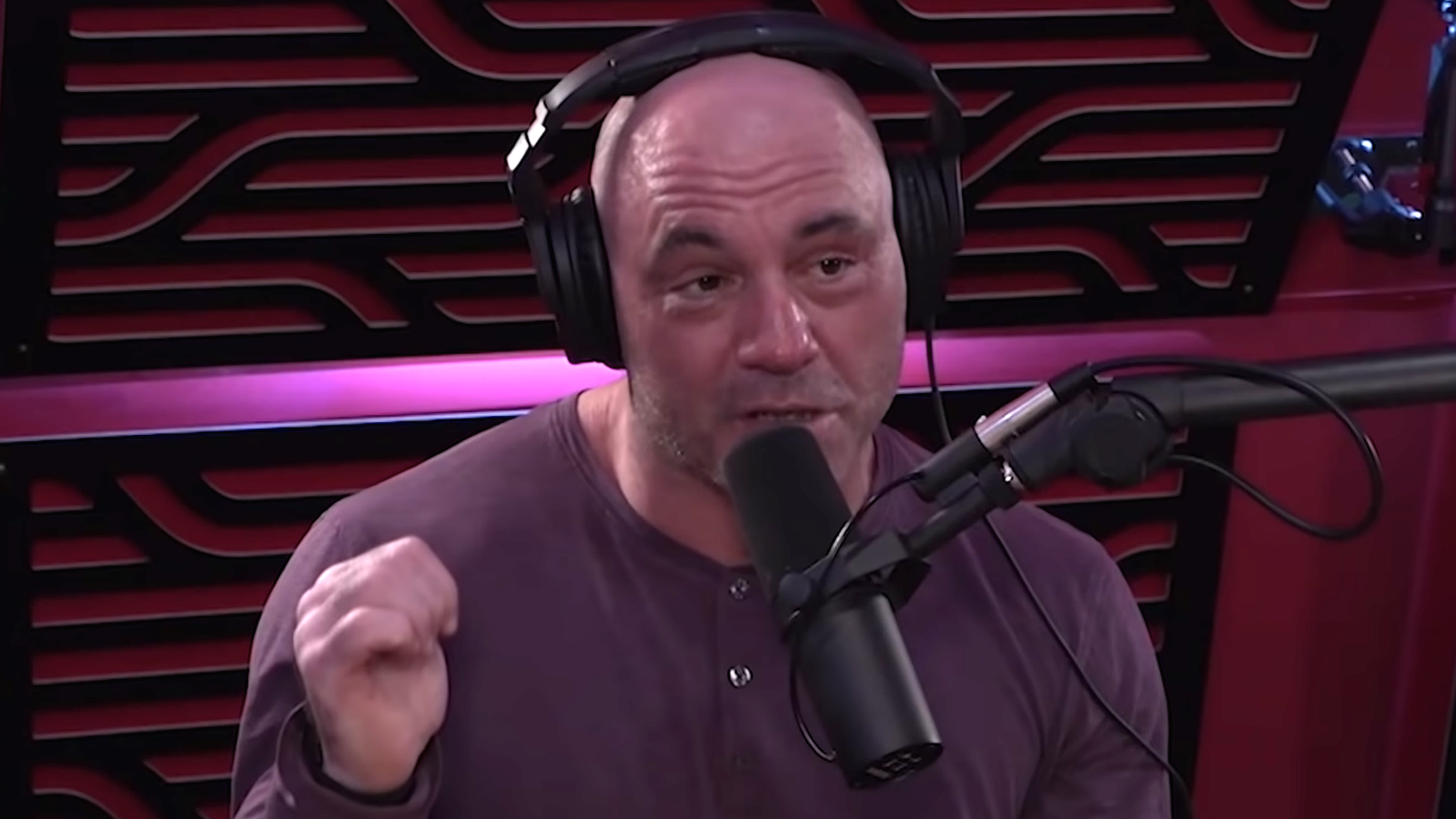 Joe Rogan explains why he takes testosterone supplements Dexerto