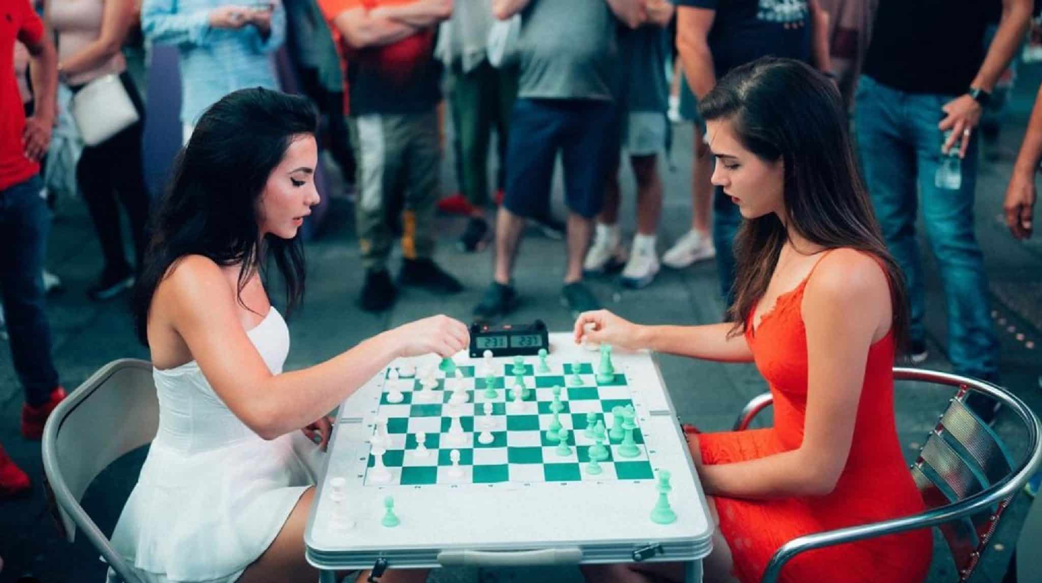 when Andrea is jealous #botez #chess #chesstok #Twitch #streamer  #siblings #sisters