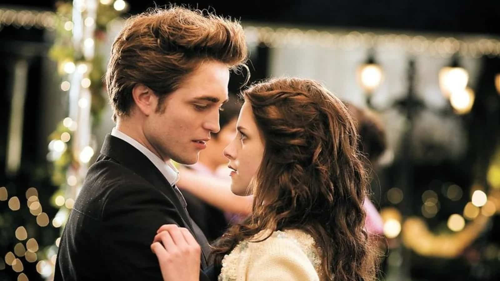 Kristen Stewart dan Robert Pattison Menari di Gazebo di Twilight