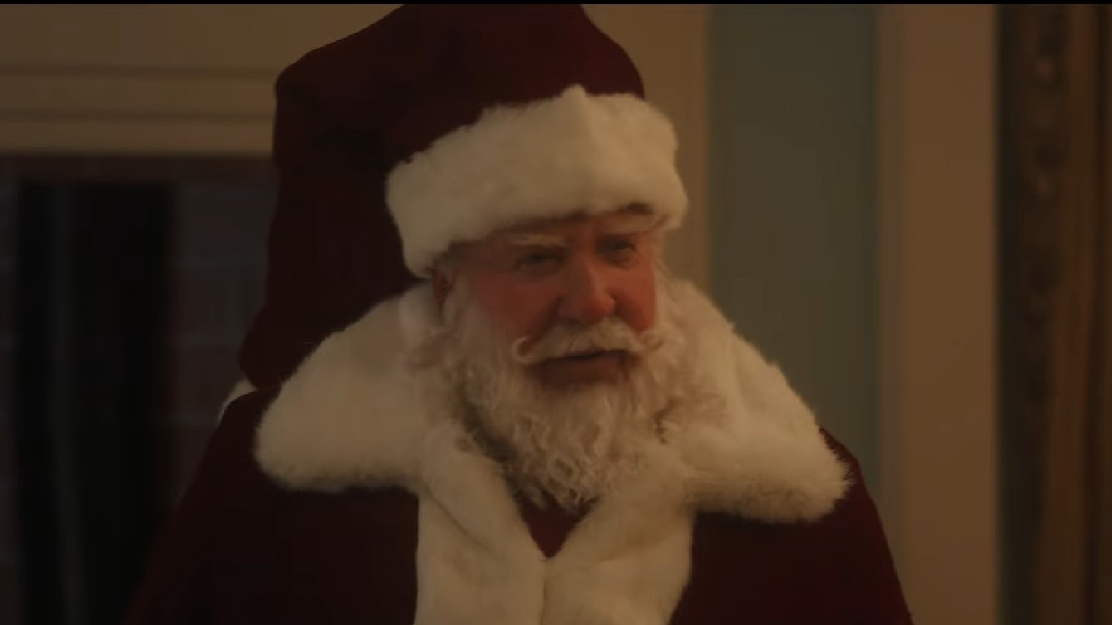 The Santa Clauses Trailer: Is Tim Allen Being Replaced by Peyton Manning?  — Get Disney+ Premiere Date