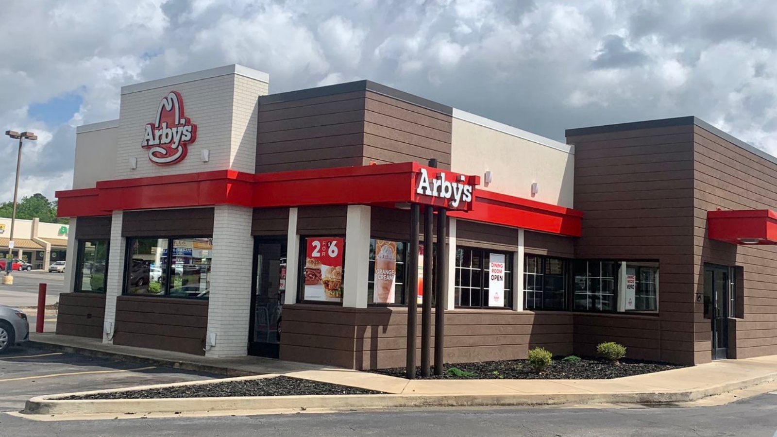 Arby’s manager freaks out at customer demanding refund in viral TikTok ...