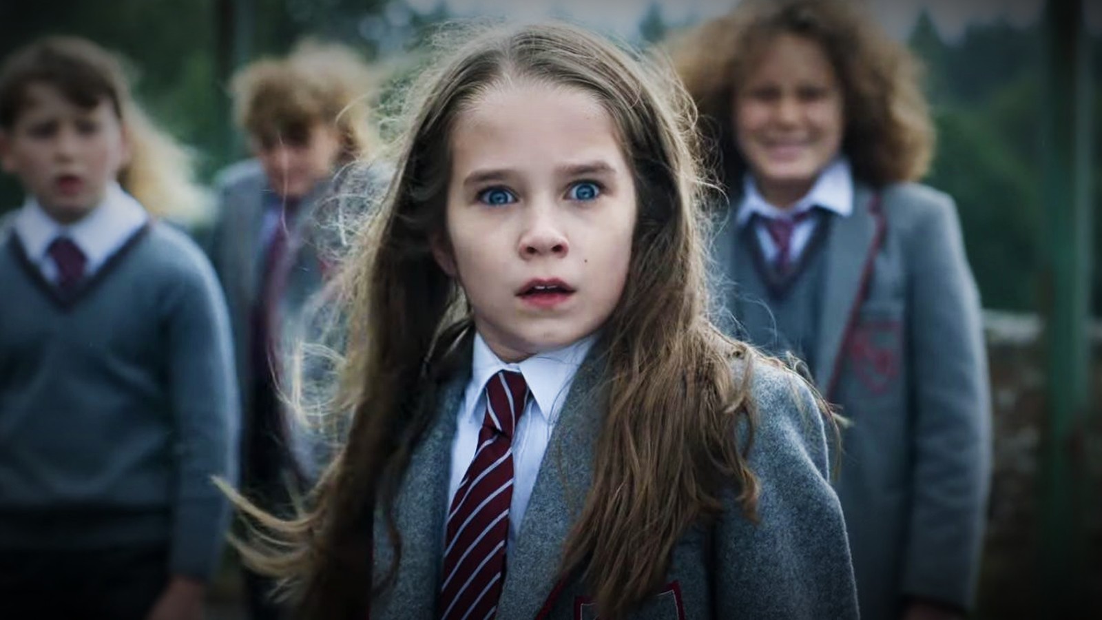 Alisha Weir comme Matilda dans la comédie musicale Netflix