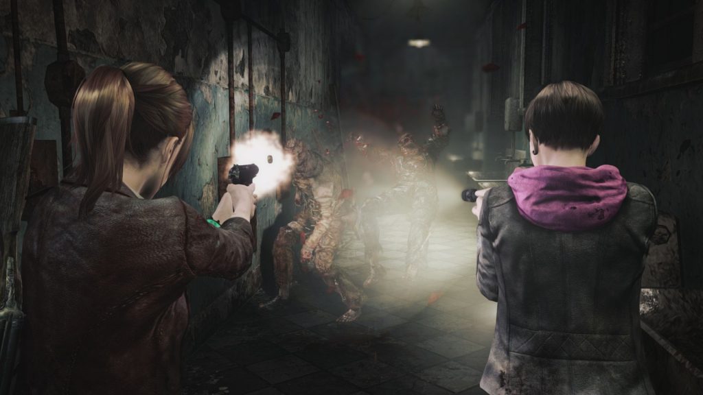 Claire schießt Feinde in Resident Evil Offenbarungen 2