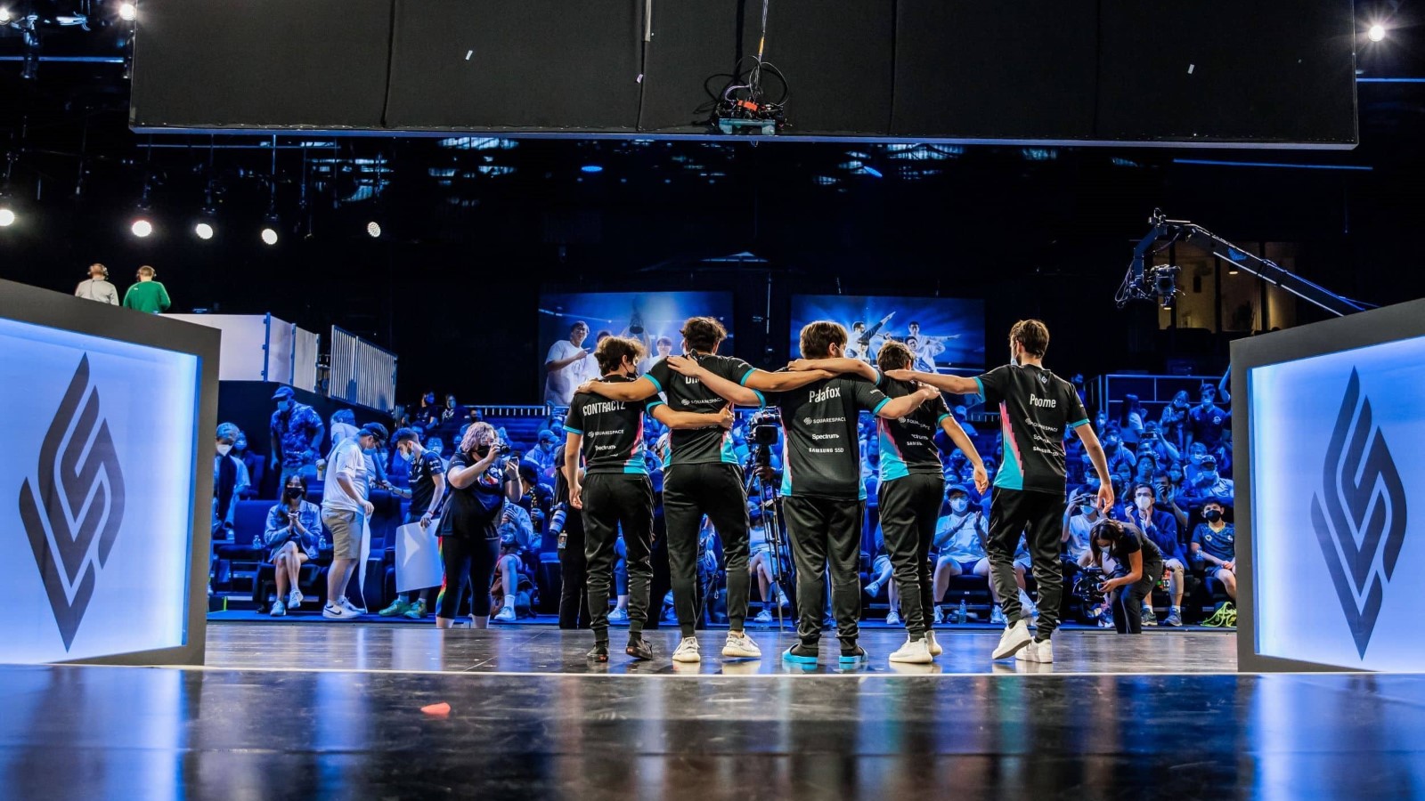 CLG staff and players say their goodbyes amid org’s reported shutdown – Egaxo