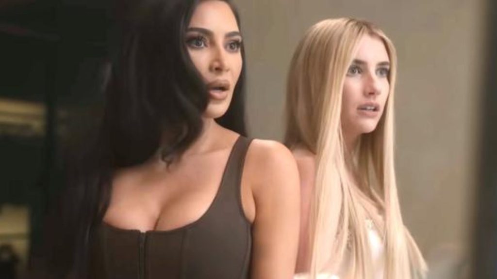 Kim Kardashian και Emma Roberts στο AHS λεπτό