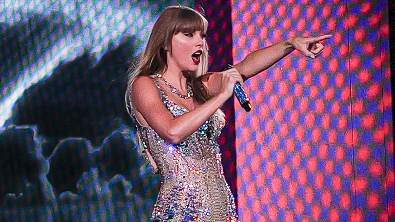 Taylor Swift Fans Call To ‘protect Singer From Viral Ai Deepfakes Dexerto