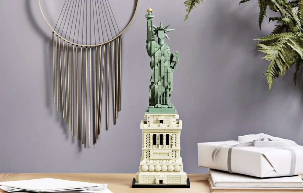 LEGO Architecture New York and Singapore sets are selling with massive  discounts today - Dexerto