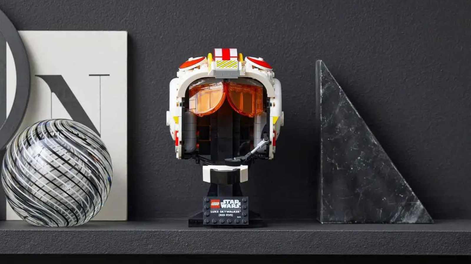 Retired LEGO Star Wars Luke Skywalker Helmet still available at Amazon Dexerto