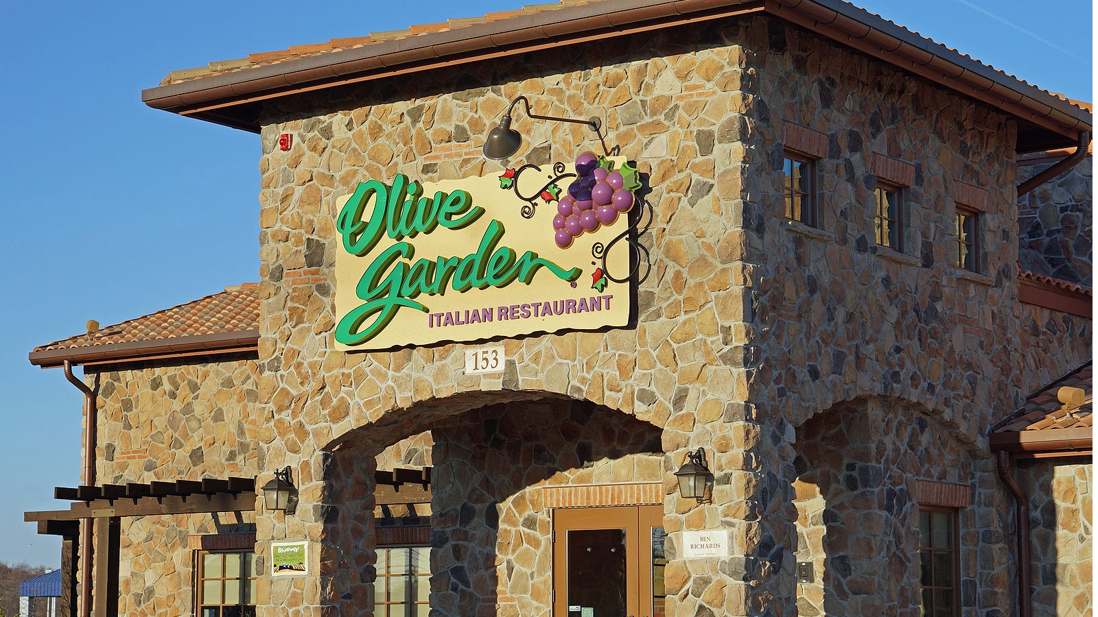 People can’t believe ‘crazy’ quiz needed to work at Olive Garden - Dexerto