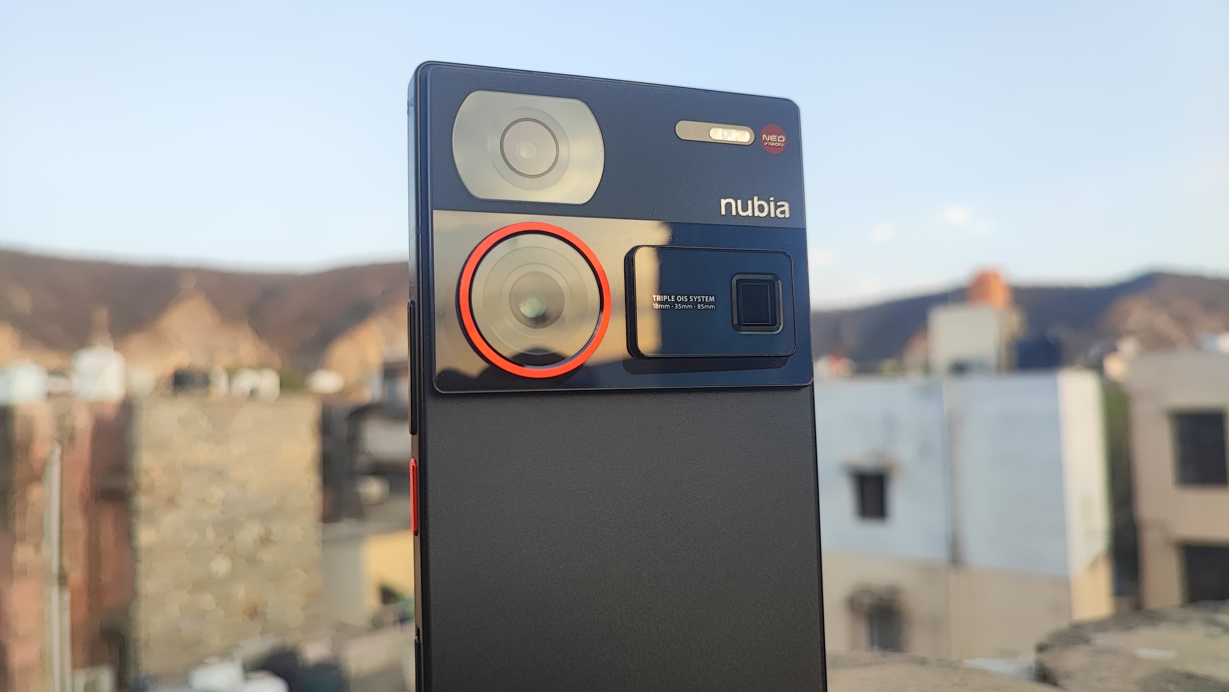 Обзор Nubia Z60 Ultra: сможет ли он превзойти Samsung и Google?