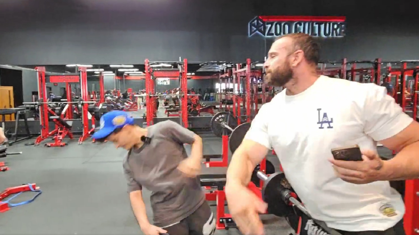 Stable Ronaldo slapped by Bradley Martyn after provoking him on IRL gym stream – Dexerto